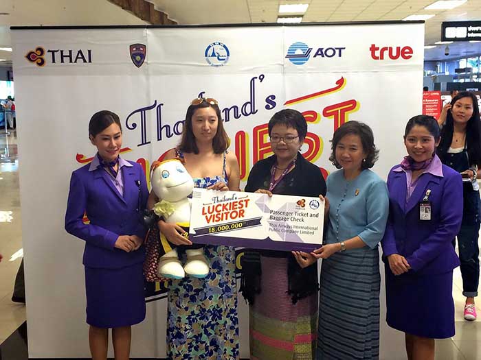 ทุกล้านคน ลุ้นเที่ยวฟรีเมืองไทย ททท. จับมือพันธมิตร จัดพิธีรับนักท่องเที่ยวคนที่ 18 ล้าน