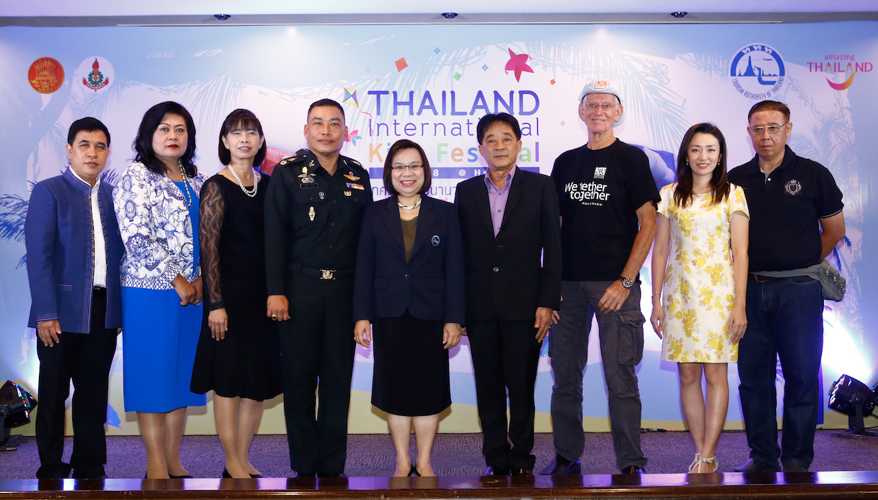 ททท. กระตุ้นการท่องเที่ยว จัดเทศกาลว่าวนานาชาติประเทศไทย  คาด 3 วัน มีนักท่องเที่ยวร่วมงานกว่า 3 หมื่นคน  23 - 25 มี.ค. ณ โรงเรียนนายสิบทหารบก อ.หัวหิน