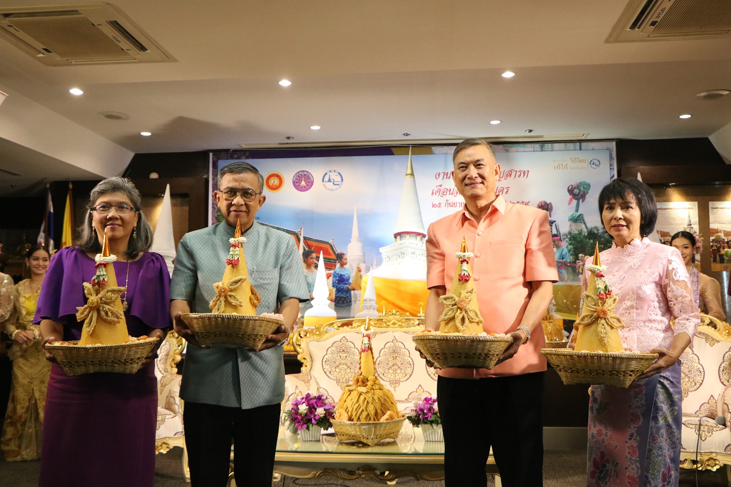 จังหวัดนครศรีธรรมราช เตรียมความพร้อมจัดงานประเพณีบุญสารทเดือนสิบและงานกาชาดจังหวัดนครศรีธรรมราช ประจำปี 2559