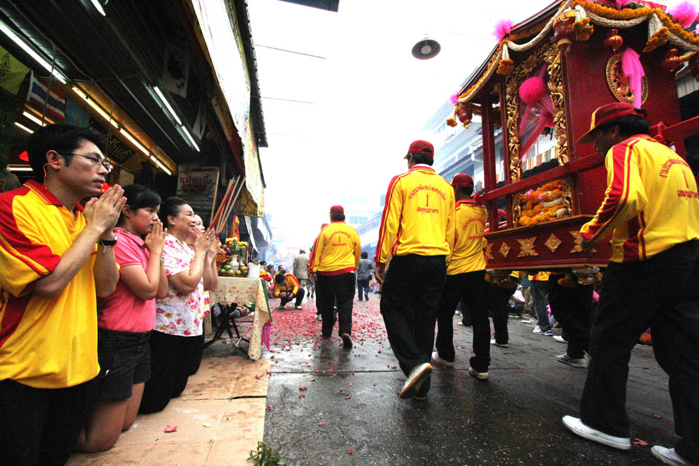 ขอเชิญร่วมงานประเพณีแห่เจ้าพ่อหลักเมืองสมุทรสาคร 2555